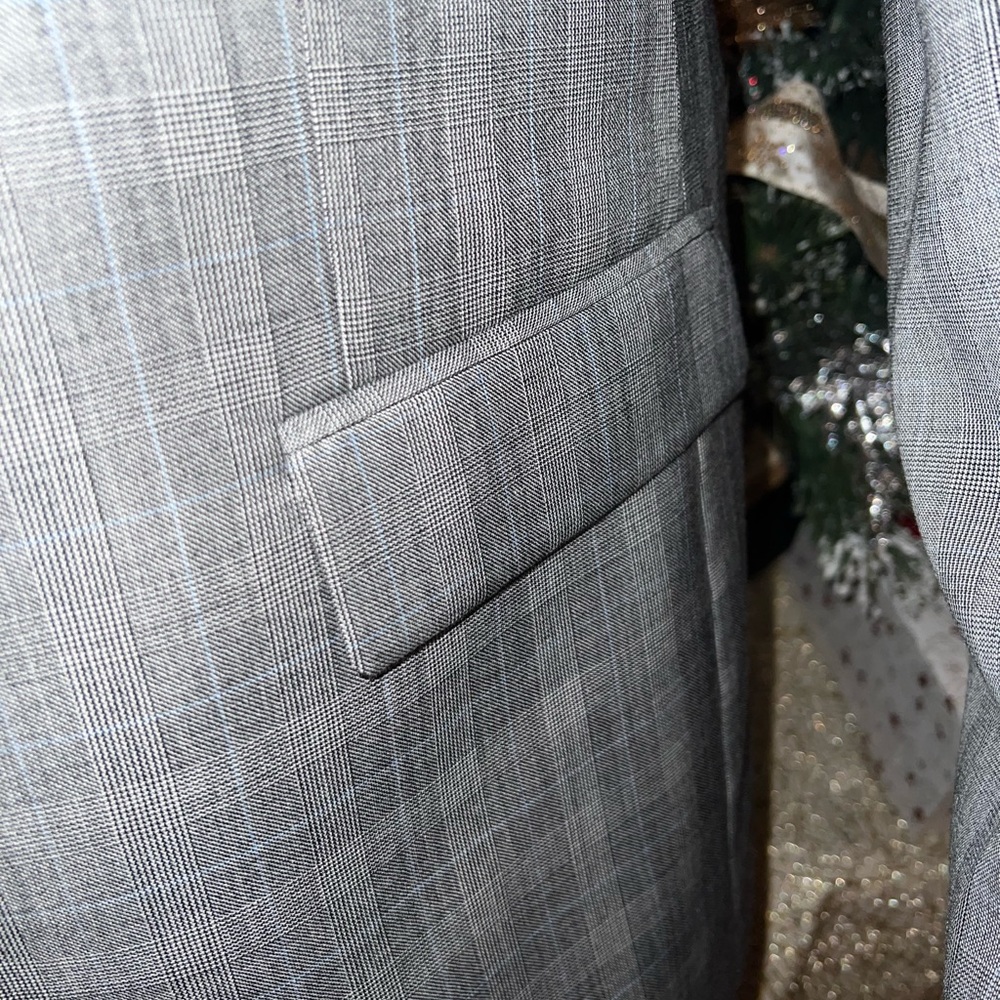 Issimo Italian Men's Gray  Plaid Suit 48L - Picture 9 of 16